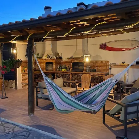 Private With Pool & Jacuzzi, Bbq & Pizzaoven Ferienhaus *