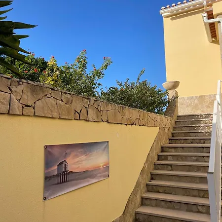 Private With Pool & Jacuzzi, Bbq & Pizzaoven Ferienhaus *